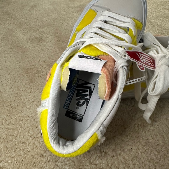 Vans Kids Yellow and White High-Top Sneakers with Fun Design - Picture 4 of 8